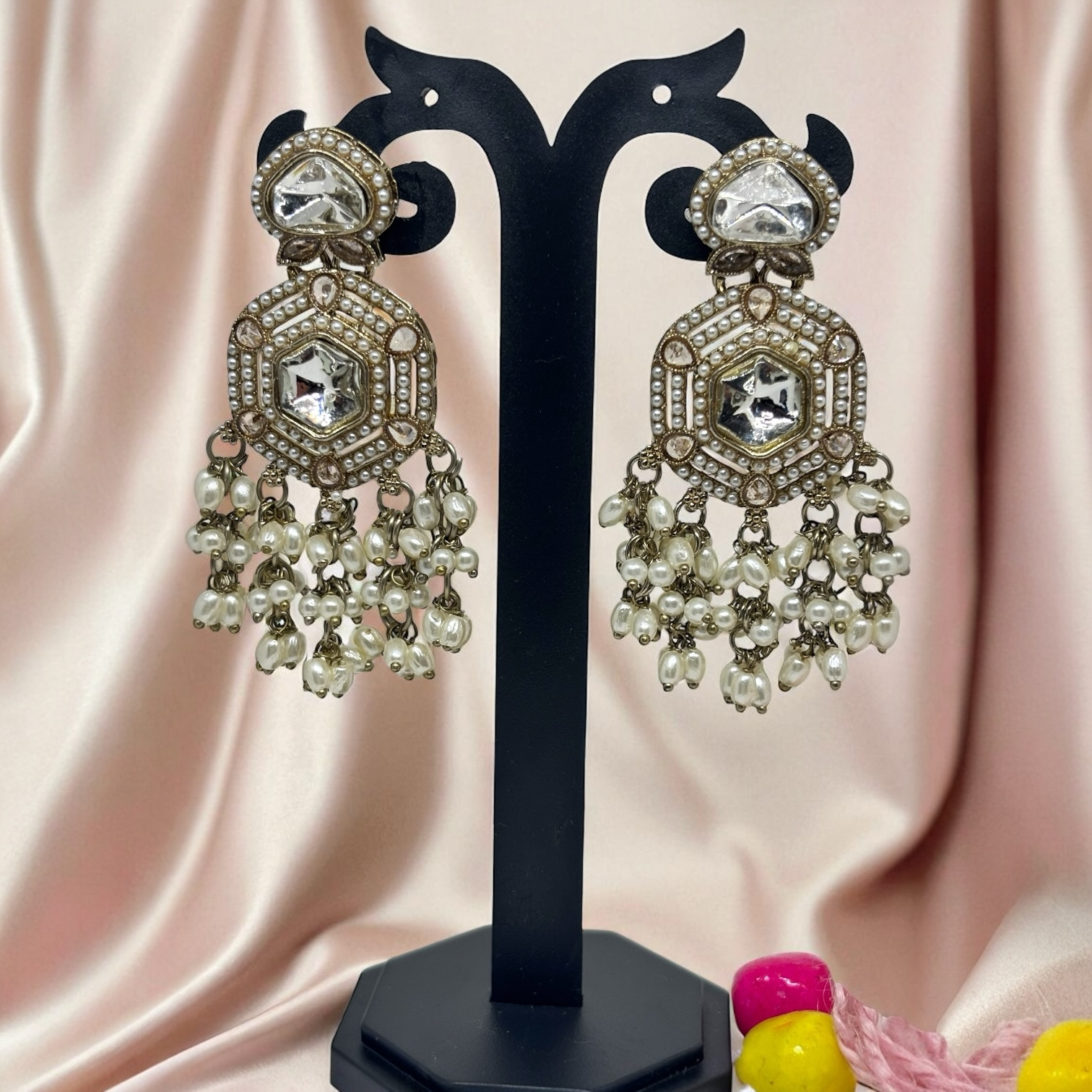 Zarveen Golden Chandbali