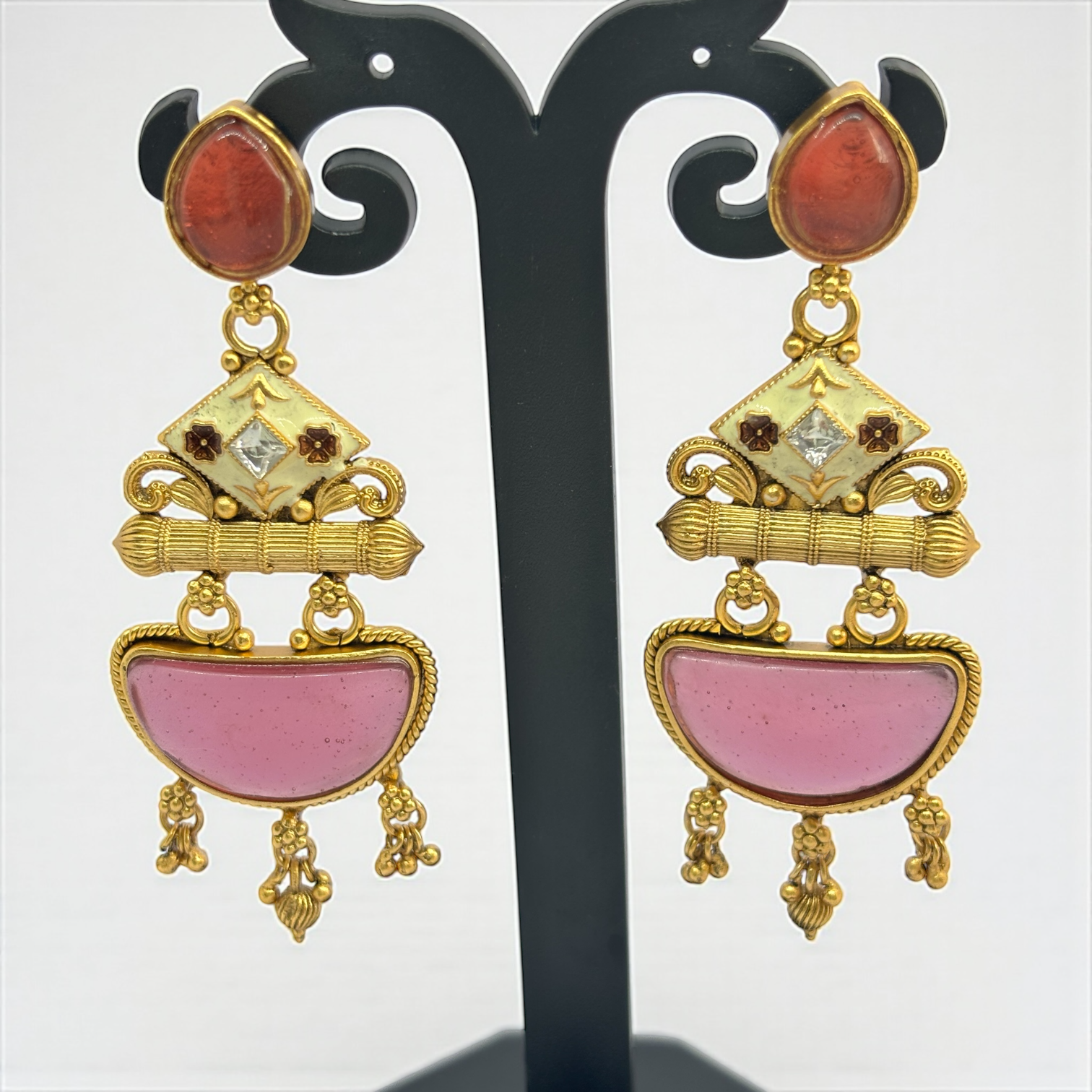 Varna Valli Elegant Dangles