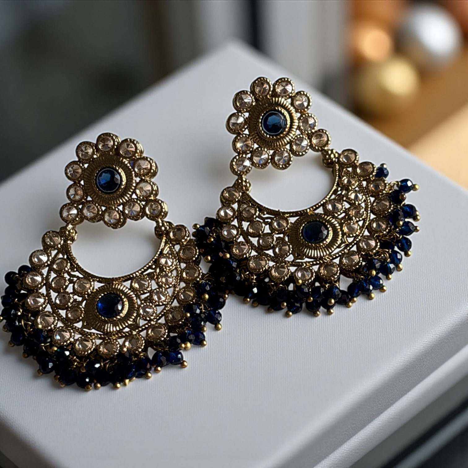 Nazakat-e-Chand Chandbali Earrings